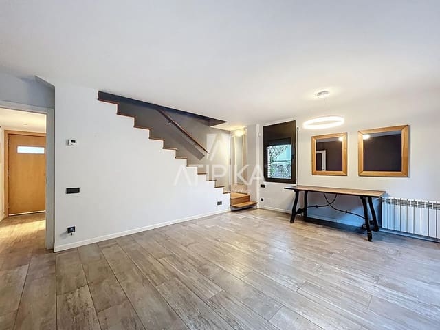 3 soverom Villa til leie i Castelldefels med svømmebasseng - € 3 350 (Ref: 9302954)