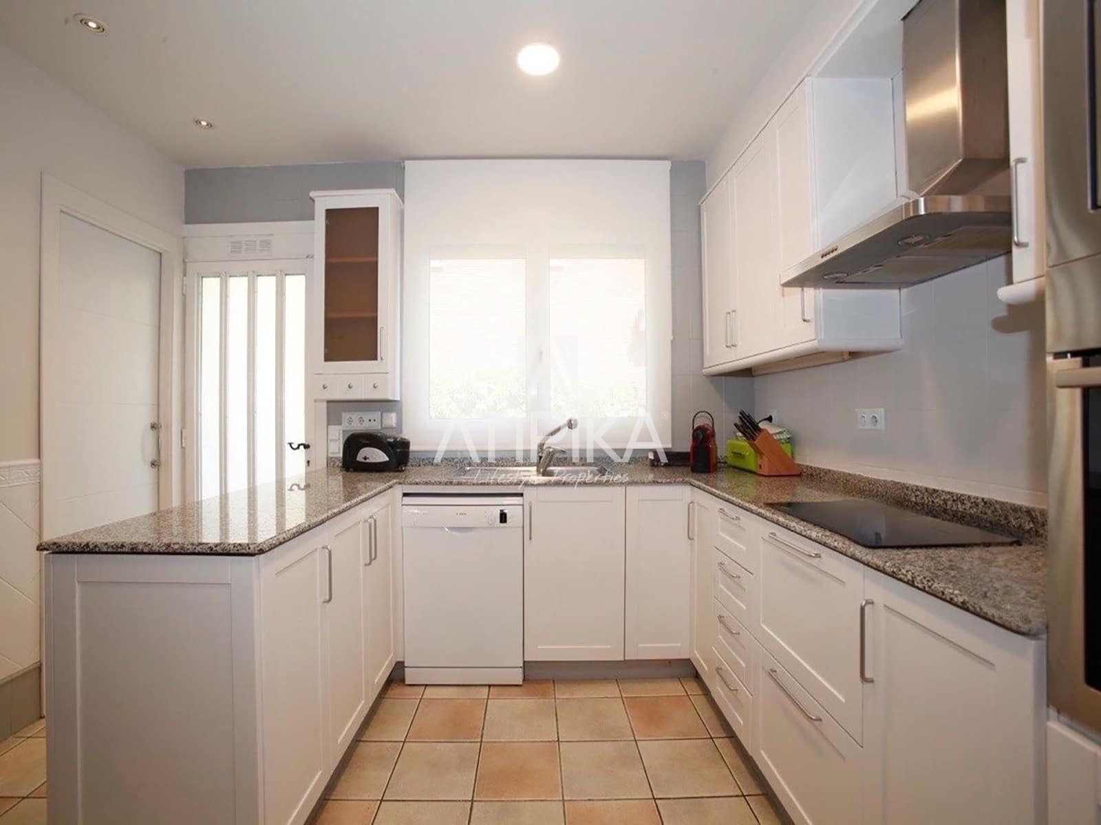 7 sypialnia Willa na sprzedaż w Gava z basenem - 2 650 000 € (Ref: 9308145)