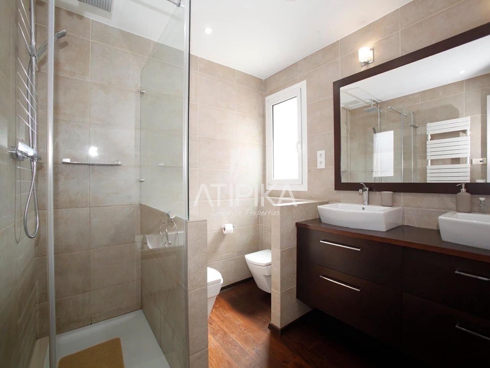 7 sypialnia Willa na sprzedaż w Gava z basenem - 2 650 000 € (Ref: 9308145)