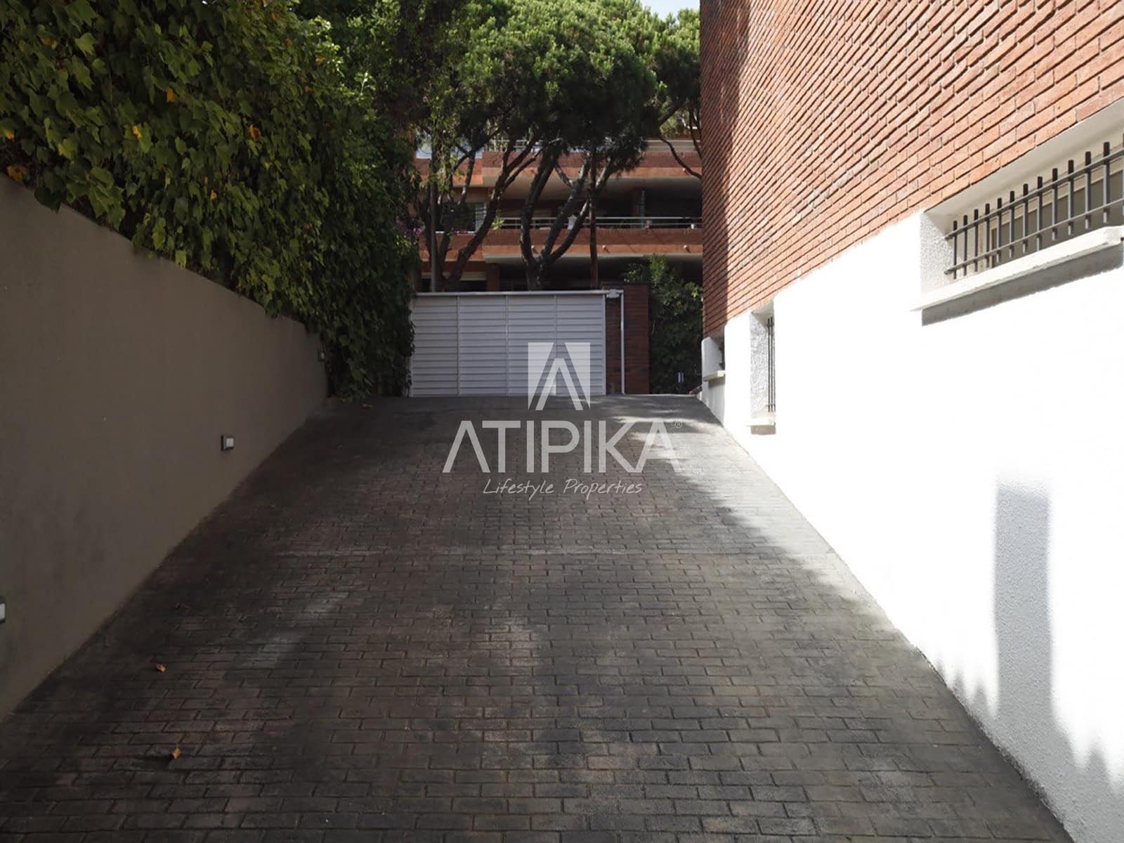 7 sypialnia Willa na sprzedaż w Gava z basenem - 2 650 000 € (Ref: 9308145)