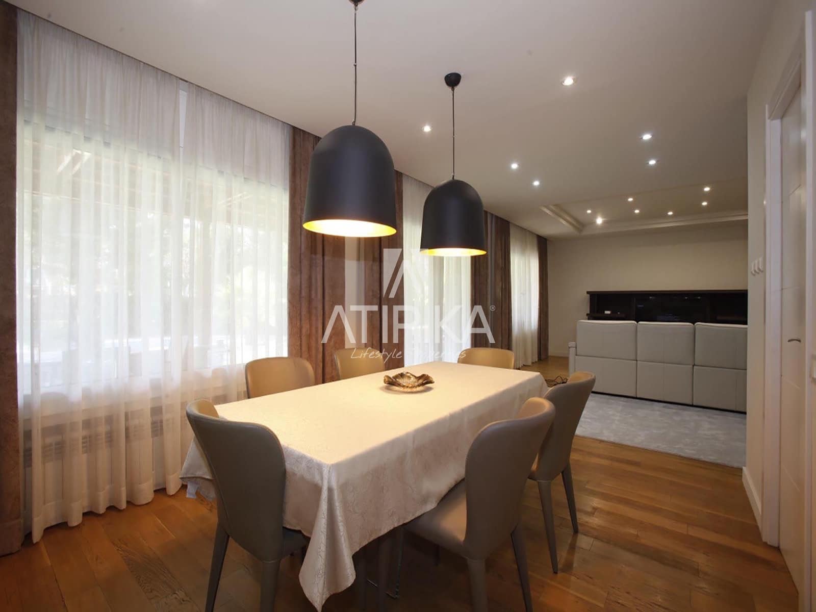 7 sypialnia Willa na sprzedaż w Gava z basenem - 2 650 000 € (Ref: 9308145)