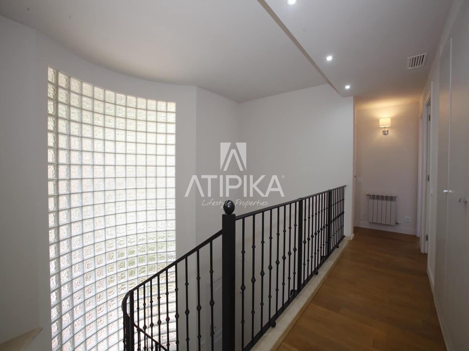 7 sypialnia Willa na sprzedaż w Gava z basenem - 2 650 000 € (Ref: 9308145)