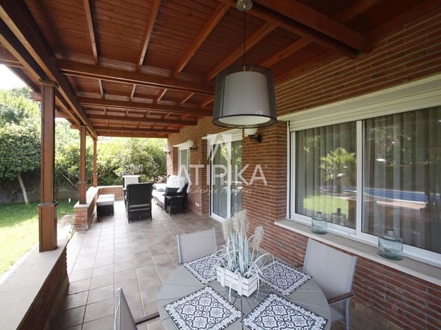 7 sypialnia Willa na sprzedaż w Gavà z basenem - 2 650 000 € (Ref: 9308145)