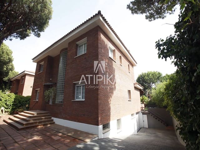 7 sypialnia Willa na sprzedaż w Gavà z basenem - 2 650 000 € (Ref: 9308145)