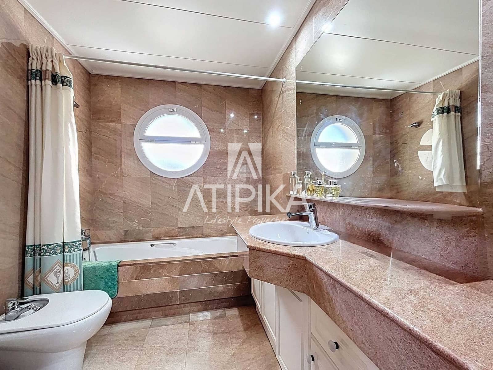 4 soveværelse Penthouse til salg i Sitges med swimmingpool - € 1.490.000 (Ref: 9312223)