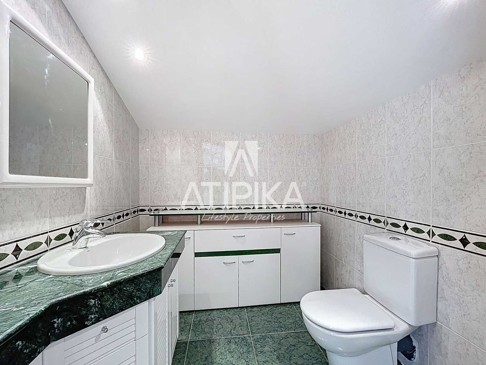 4 soveværelse Penthouse til salg i Sitges med swimmingpool - € 1.490.000 (Ref: 9312223)