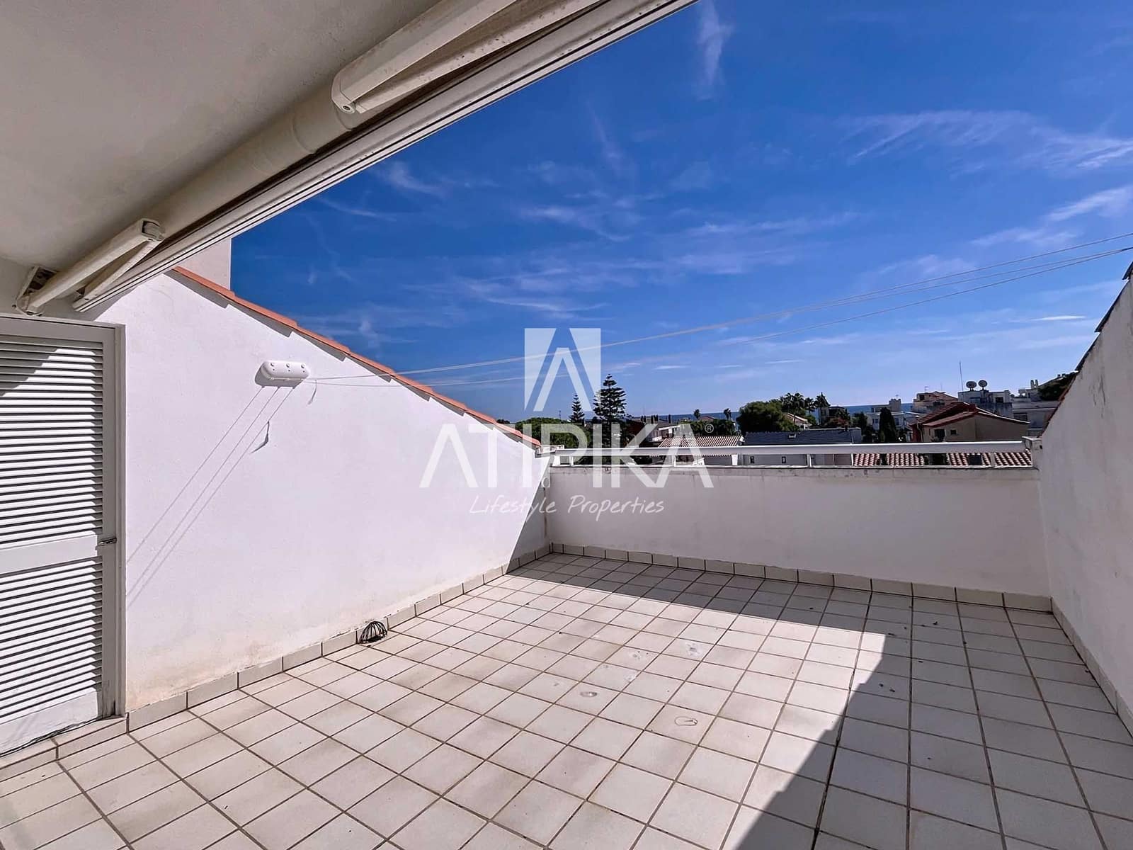 4 soveværelse Penthouse til salg i Sitges med swimmingpool - € 1.490.000 (Ref: 9312223)