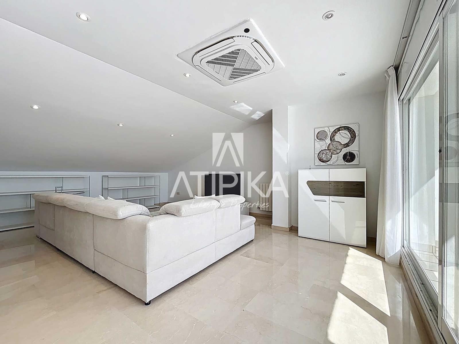 4 soveværelse Penthouse til salg i Sitges med swimmingpool - € 1.490.000 (Ref: 9312223)