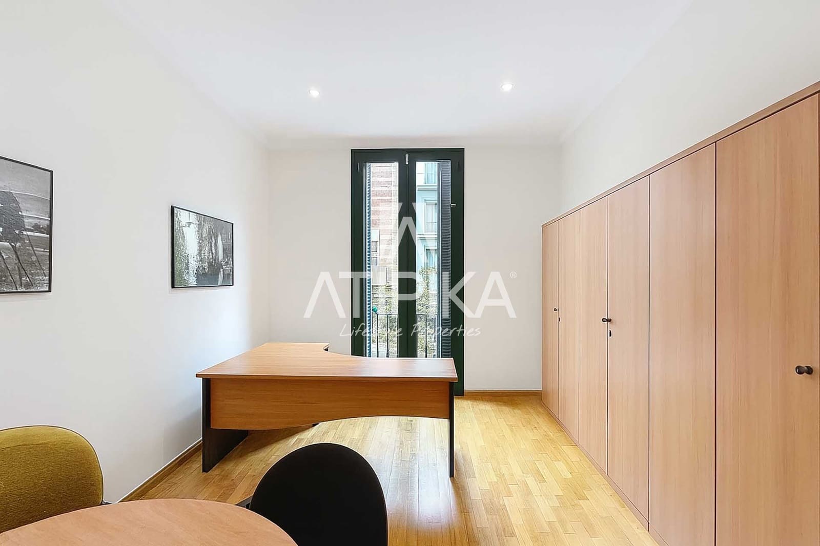 4 sypialnia Biuro do wynajęcia w Miasto Barcelona - 3 600 € (Ref: 9321351)