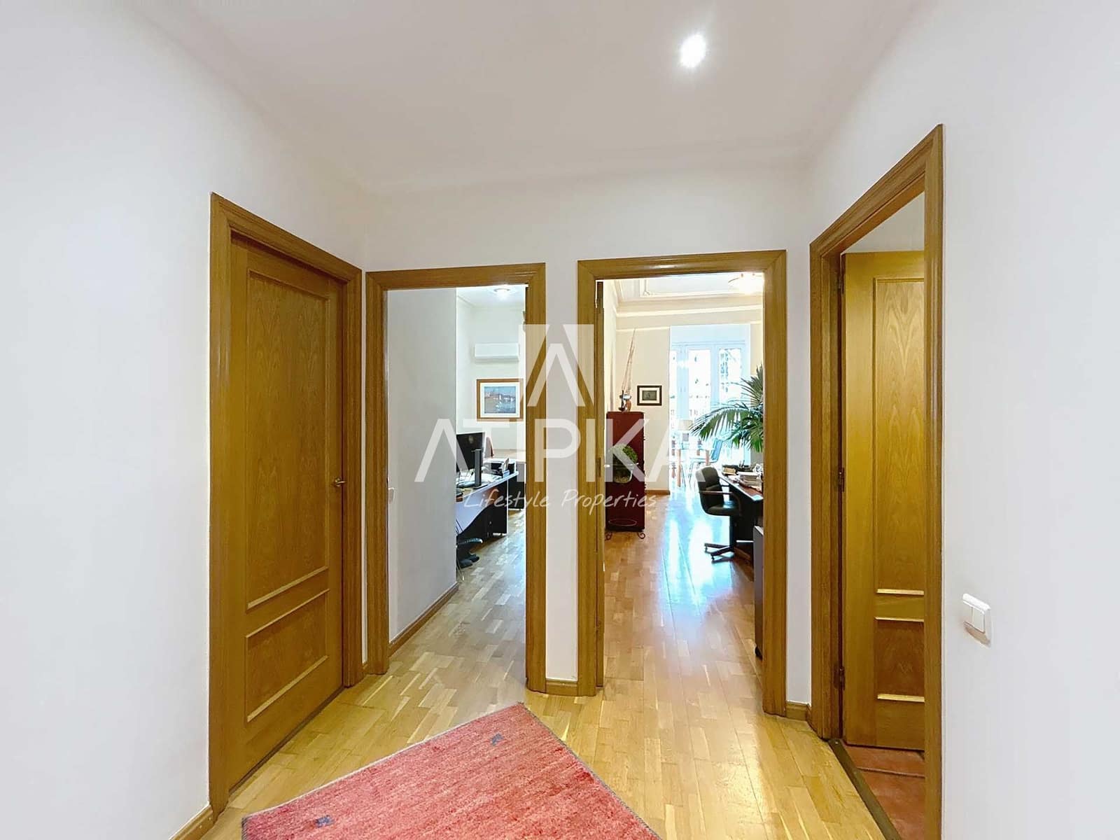 4 sypialnia Biuro do wynajęcia w Miasto Barcelona - 3 600 € (Ref: 9321351)