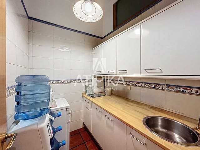 4 sovrum Kontor att hyra i Barcelona stad - 3 600 € (Ref: 9321351)