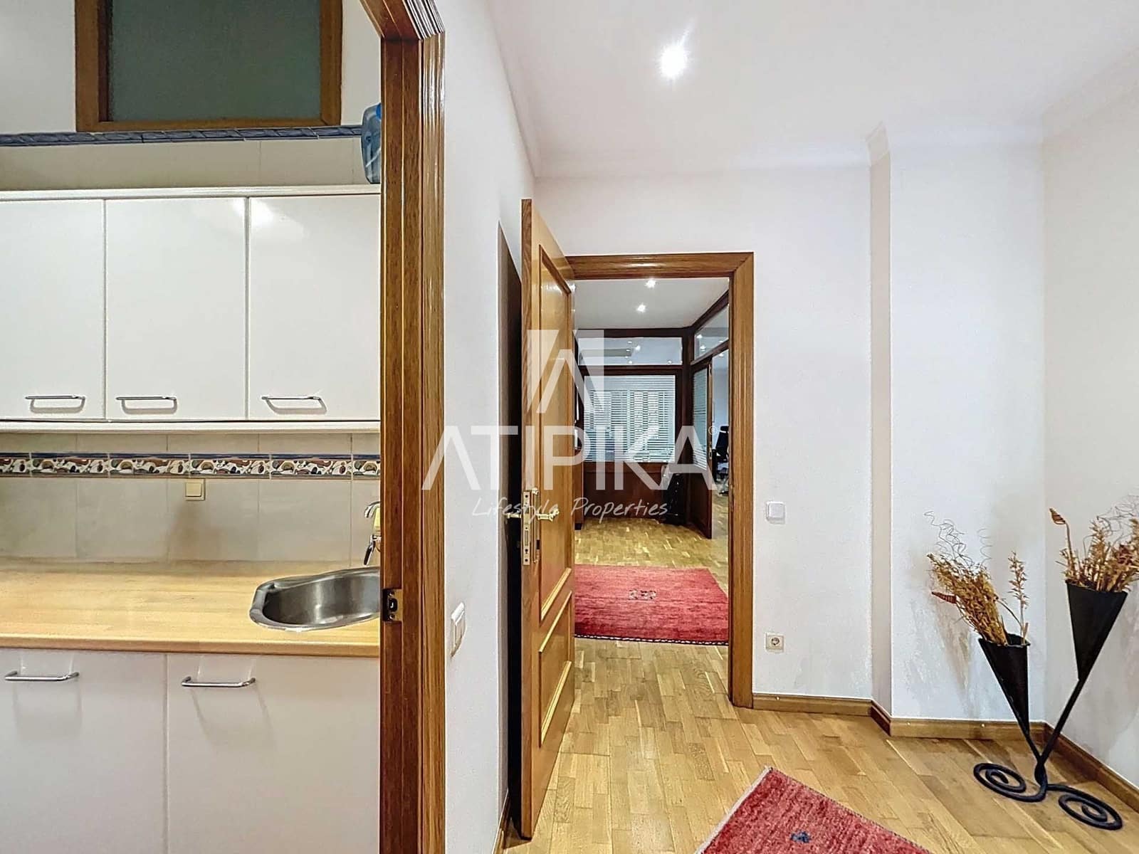 4 sypialnia Biuro do wynajęcia w Miasto Barcelona - 3 600 € (Ref: 9321351)