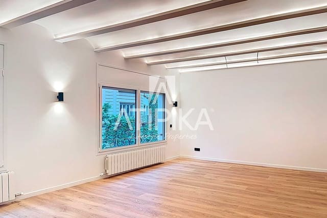 3 soveværelse Lejlighed til salg i Barcelona by - € 1.250.000 (Ref: 9346692)