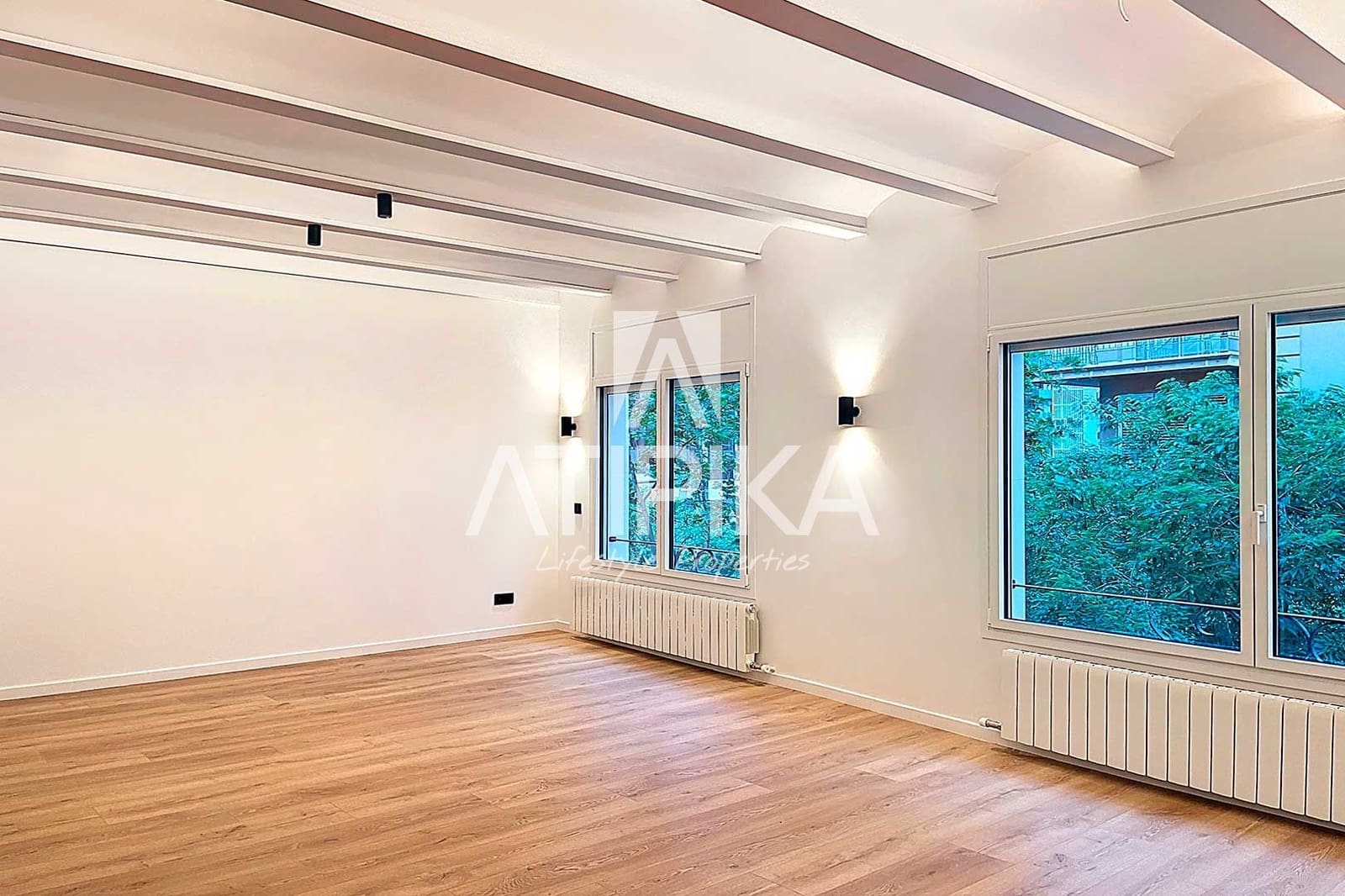 3 soveværelse Lejlighed til salg i Barcelona by - € 1.250.000 (Ref: 9346692)