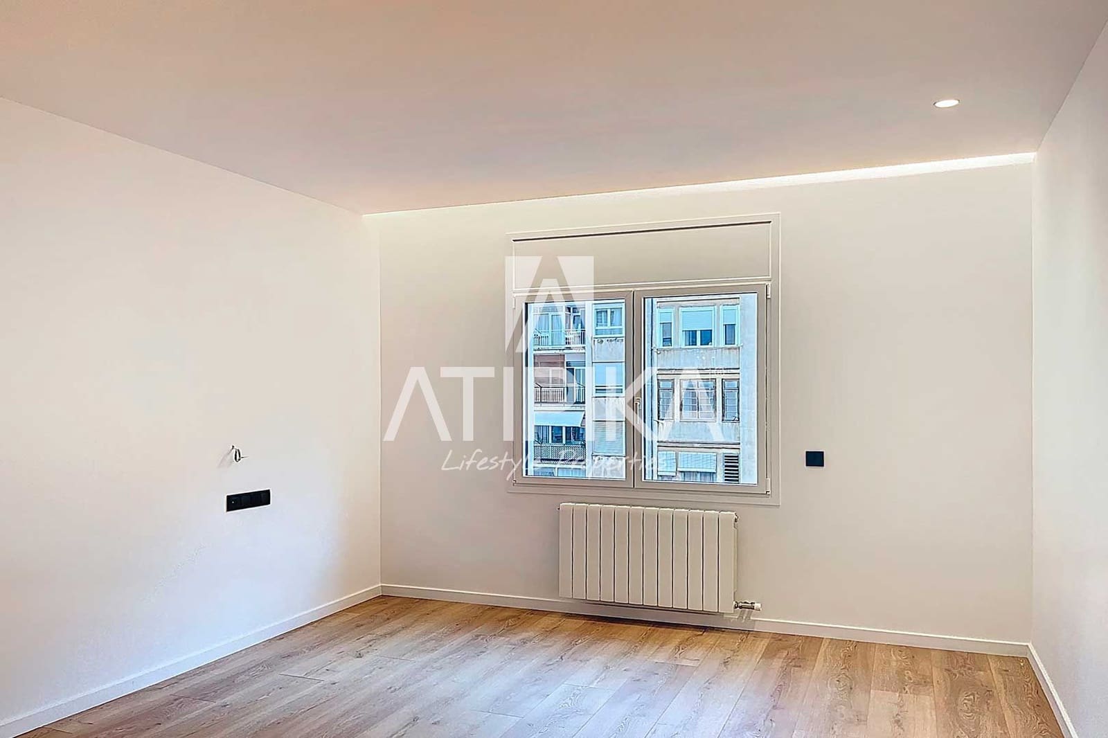 3 soveværelse Lejlighed til salg i Barcelona by - € 1.250.000 (Ref: 9346692)