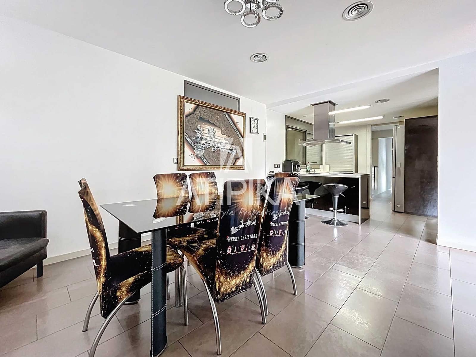 5 soverom Villa til salgs i Vilanova i la Geltru med svømmebasseng - € 950 000 (Ref: 9353045)