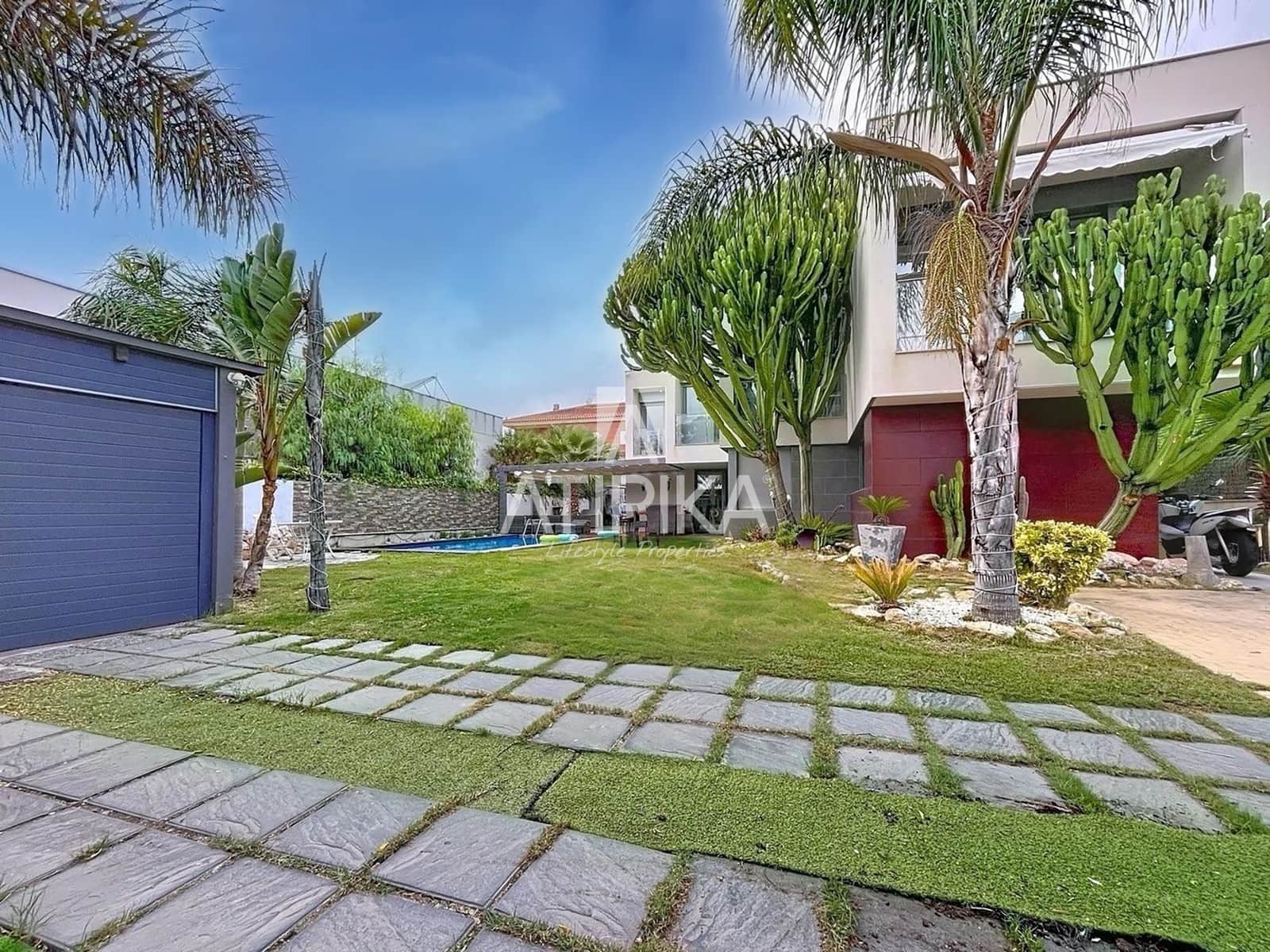 5 soverom Villa til salgs i Vilanova i la Geltru med svømmebasseng - € 950 000 (Ref: 9353045)