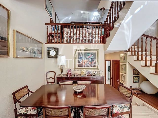 3 sypialnia Willa na sprzedaż w Miasto Barcelona - 1 890 000 € (Ref: 9355379)