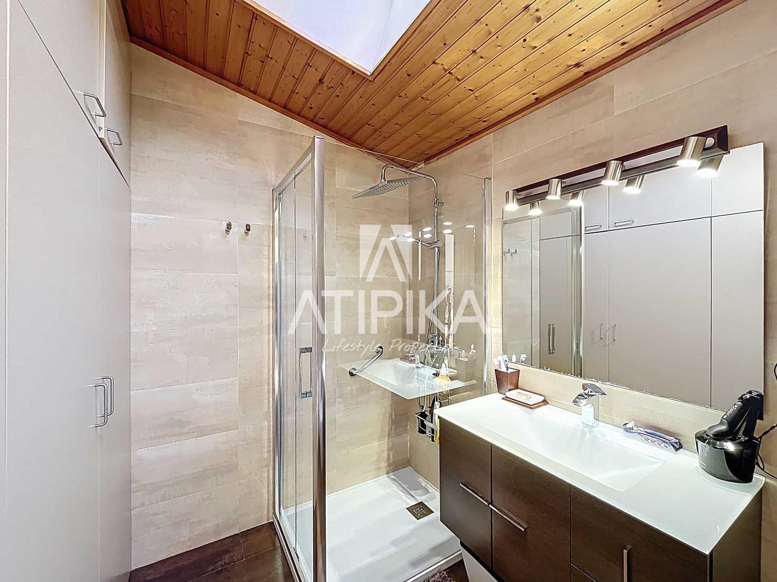 3 sypialnia Willa na sprzedaż w Miasto Barcelona - 1 890 000 € (Ref: 9355379)