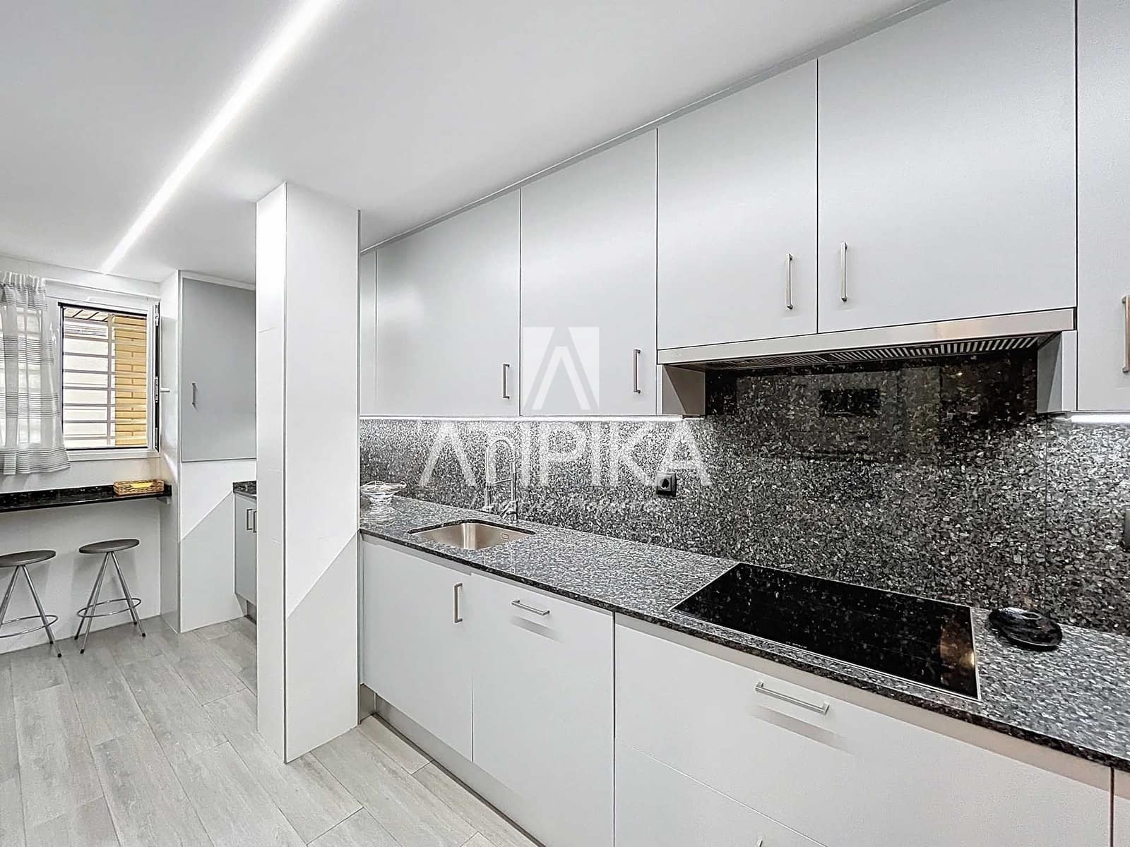 3 sypialnia Willa na sprzedaż w Miasto Barcelona - 1 890 000 € (Ref: 9355379)