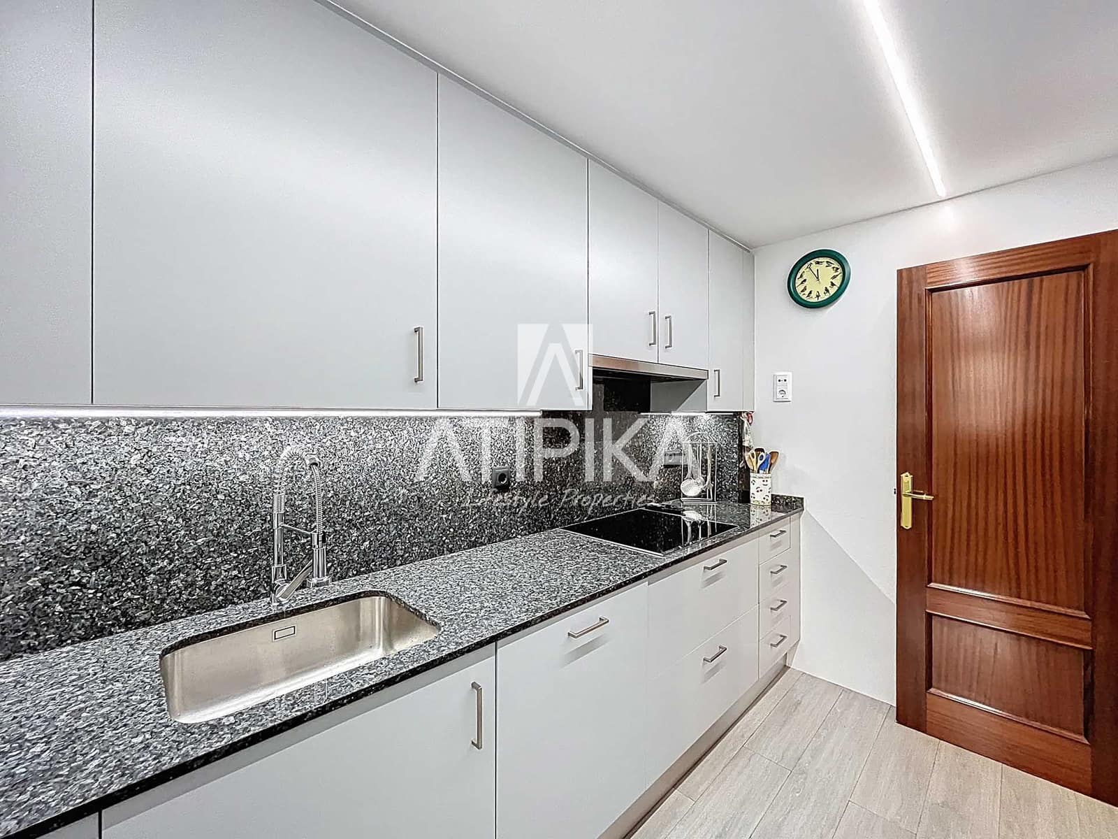 3 sypialnia Willa na sprzedaż w Miasto Barcelona - 1 890 000 € (Ref: 9355379)