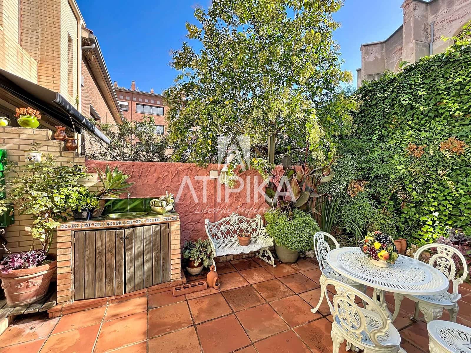 3 sypialnia Willa na sprzedaż w Miasto Barcelona - 1 890 000 € (Ref: 9355379)