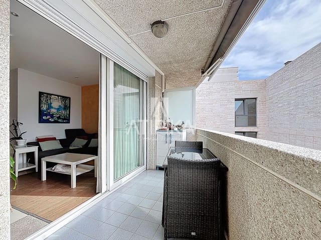 Ático de 3 habitaciones en Castelldefels en venta - 445.000 € (Ref: 9358014)