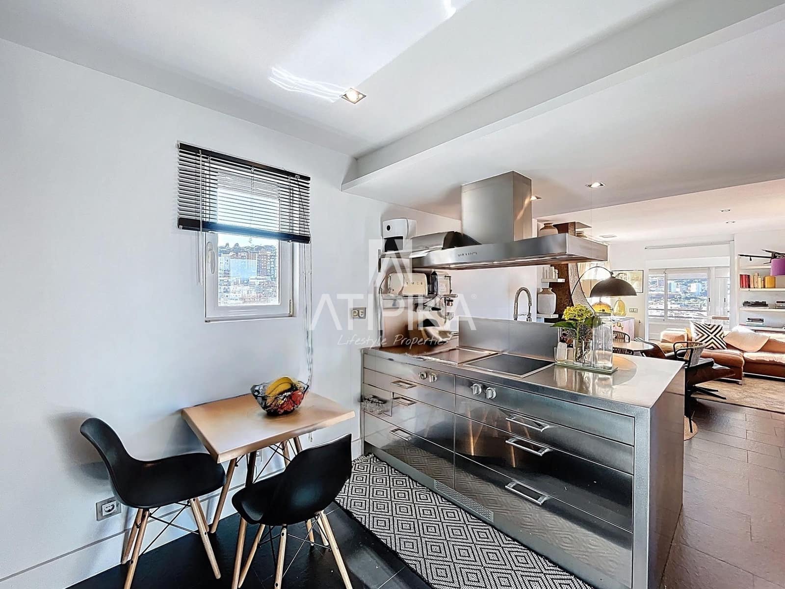 Apartamento de 2 habitaciones en Barcelona ciudad en venta - 850.000 € (Ref: 9382091)