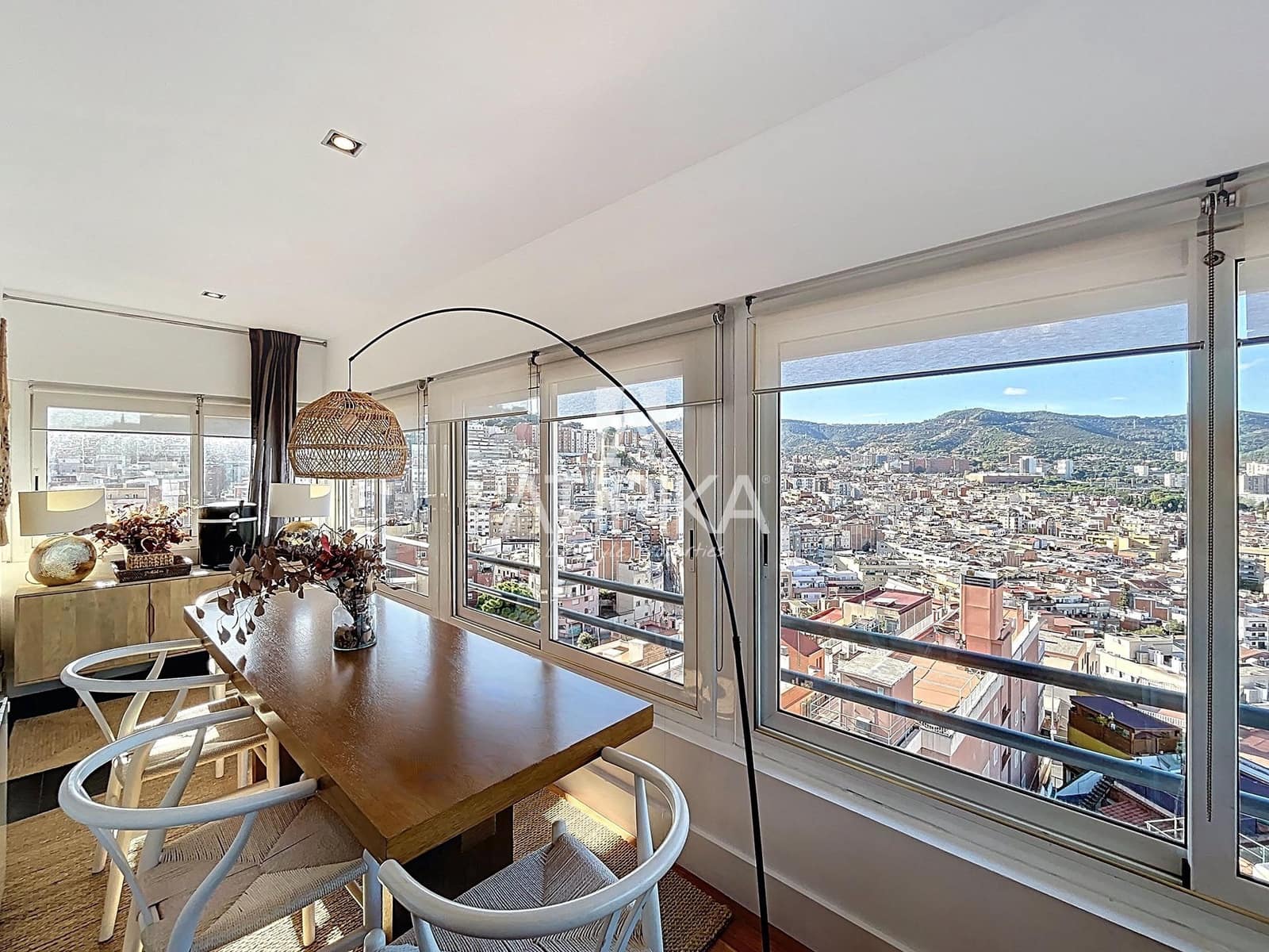 Apartamento de 2 habitaciones en Barcelona ciudad en venta - 850.000 € (Ref: 9382091)