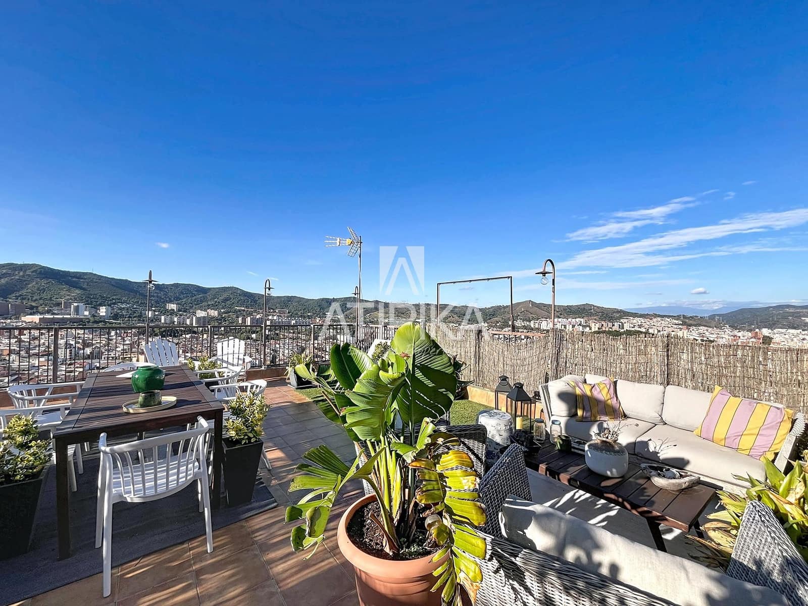 Apartamento de 2 habitaciones en Barcelona ciudad en venta - 850.000 € (Ref: 9382091)