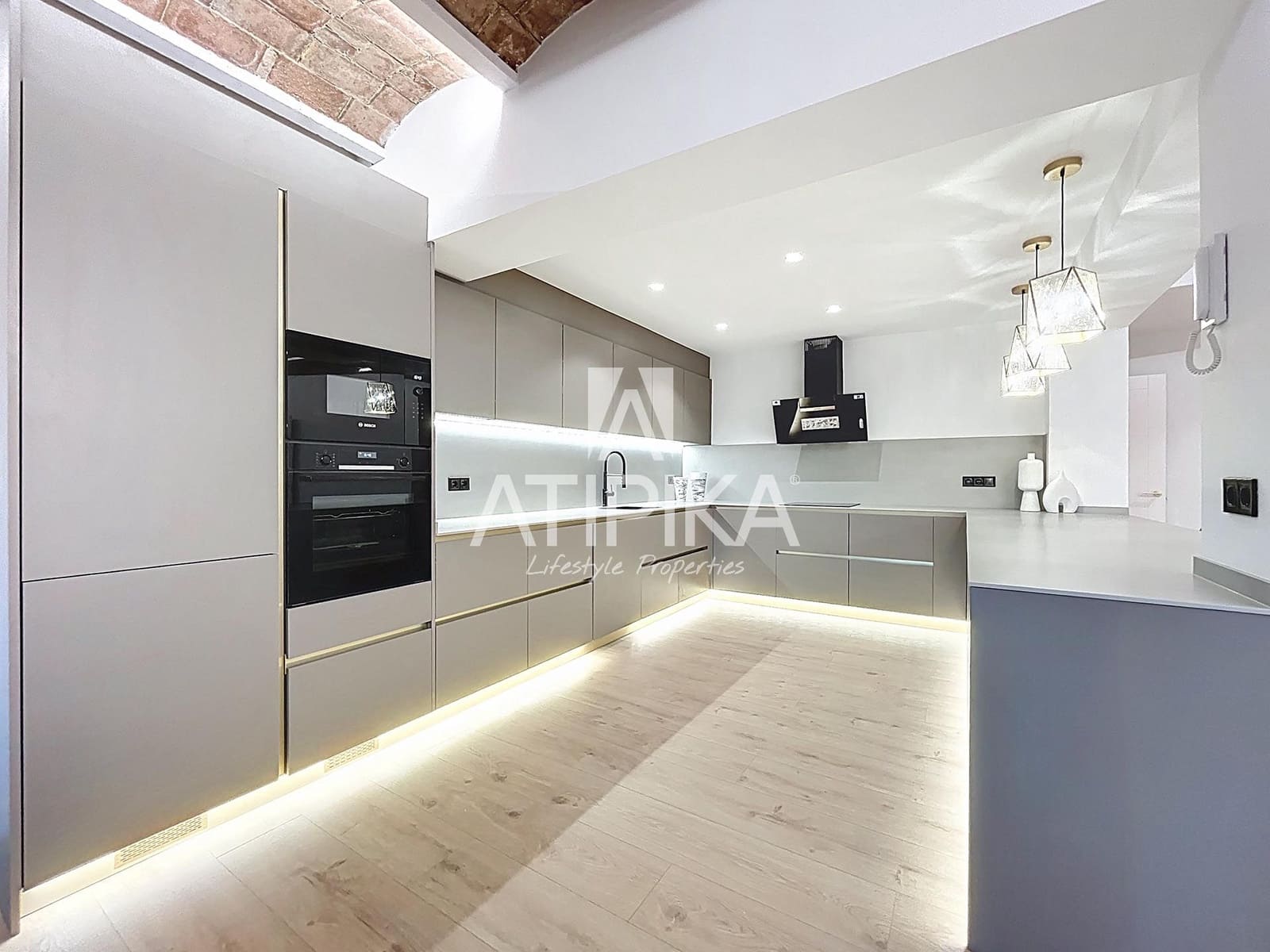 4 quarto Apartamento para venda em Barcelona cidade - 1 250 000 € (Ref: 9413477)