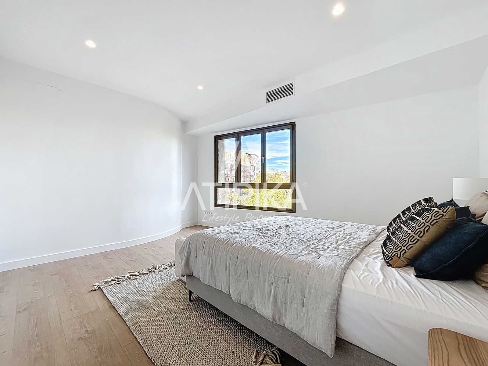 4 quarto Apartamento para venda em Barcelona cidade - 1 250 000 € (Ref: 9413477)