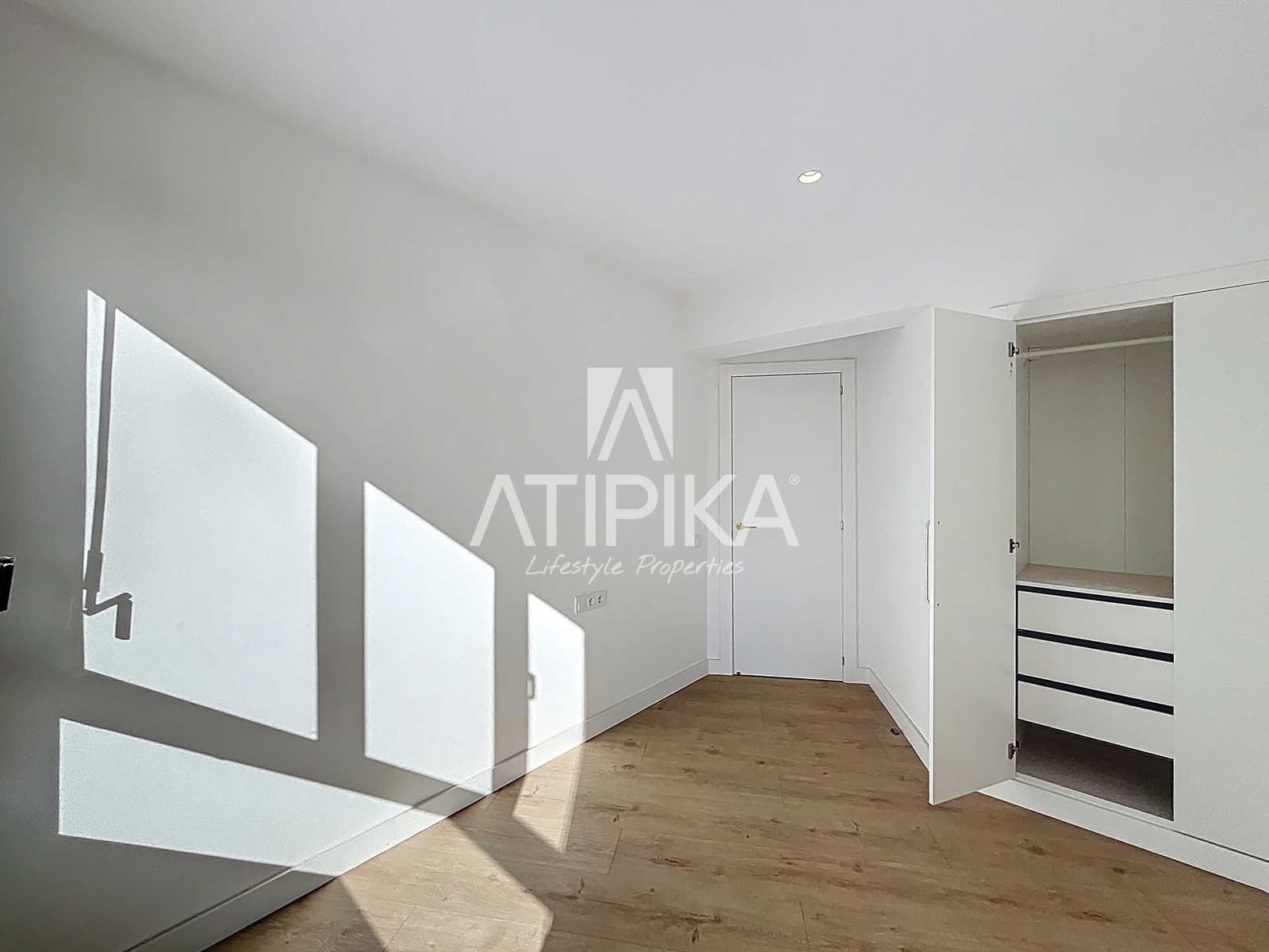 4 quarto Apartamento para venda em Barcelona cidade - 1 250 000 € (Ref: 9413477)