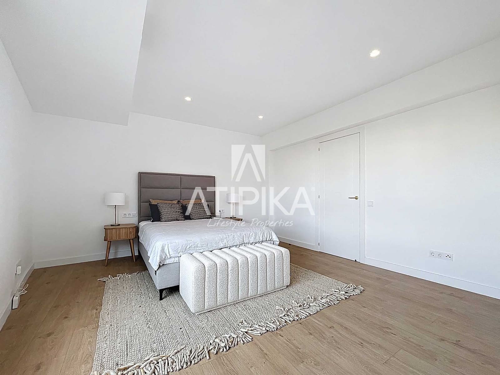 4 quarto Apartamento para venda em Barcelona cidade - 1 250 000 € (Ref: 9413477)