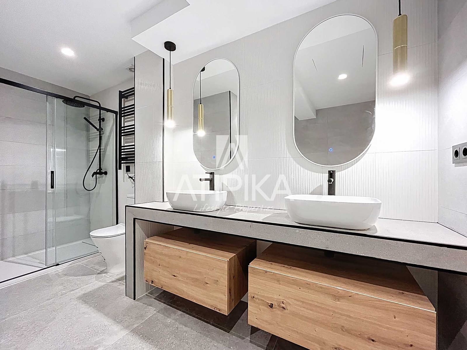 4 quarto Apartamento para venda em Barcelona cidade - 1 250 000 € (Ref: 9413477)