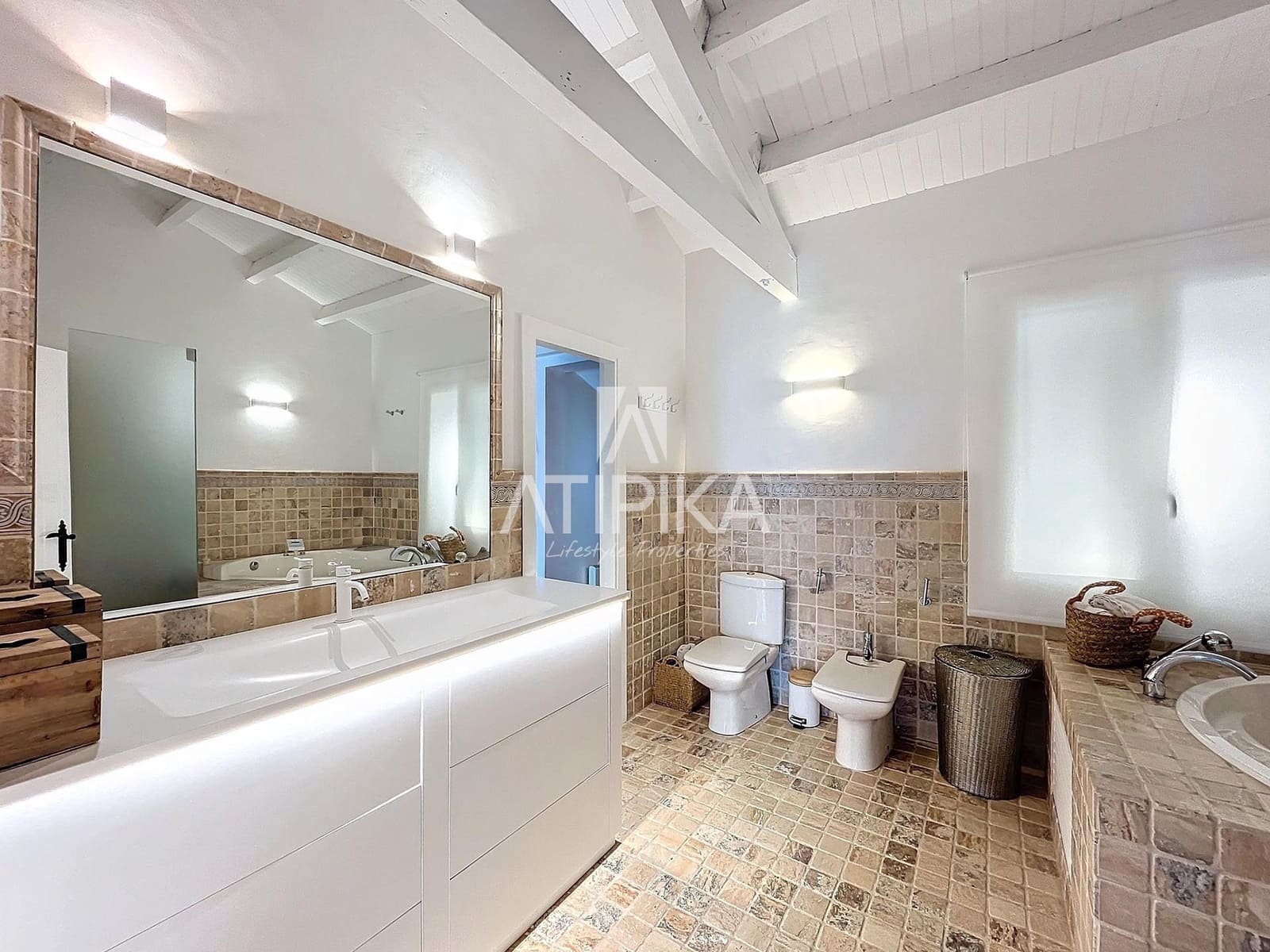 5 bedroom Villa for sale in Cabrera de Mar with pool - € 2,800,000 (Ref: 9415517)