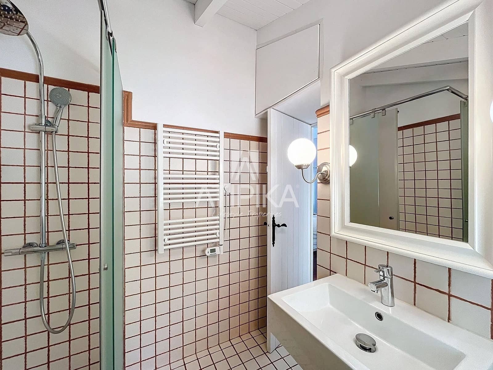 5 bedroom Villa for sale in Cabrera de Mar with pool - € 2,800,000 (Ref: 9415517)