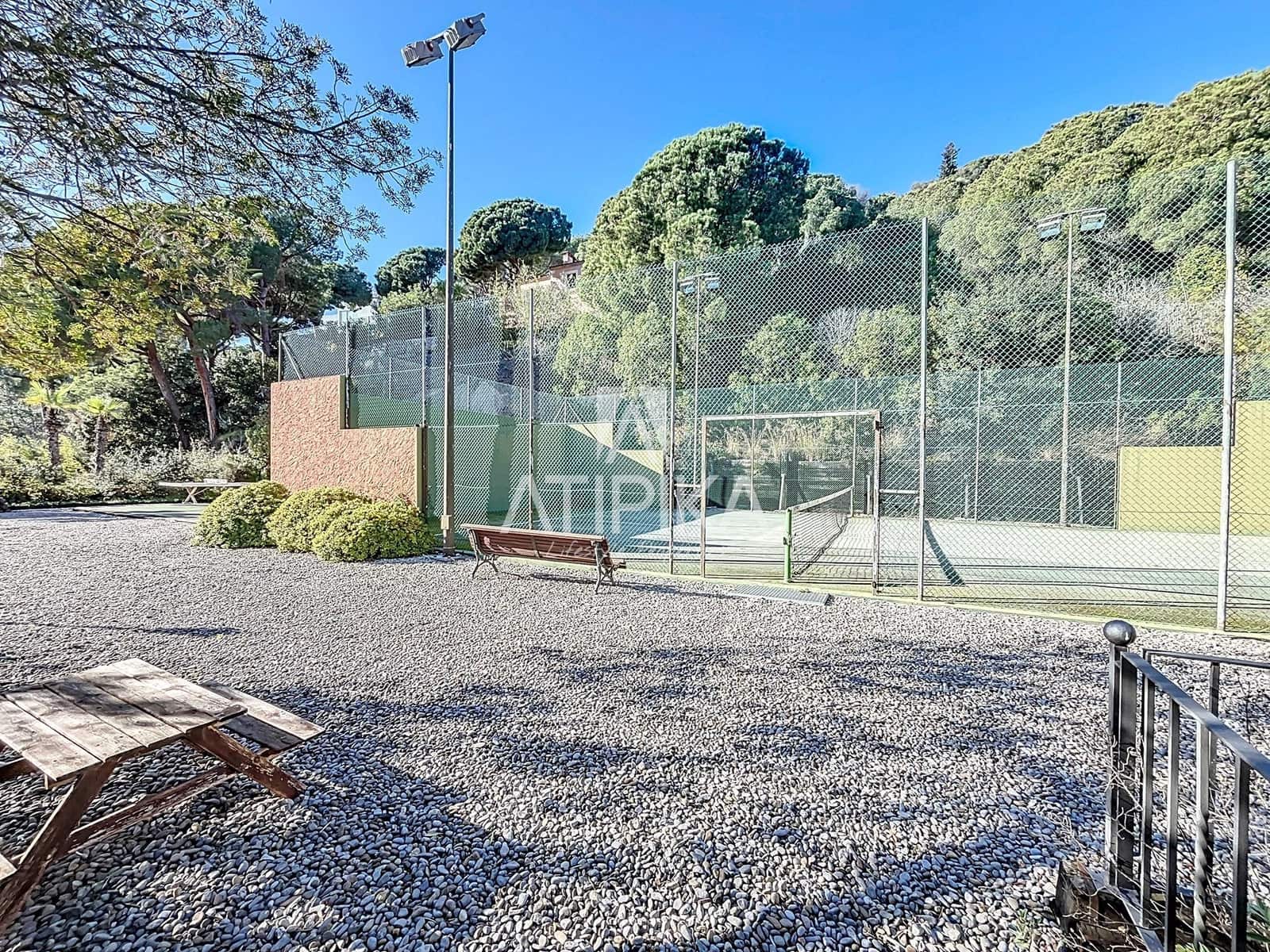 5 bedroom Villa for sale in Cabrera de Mar with pool - € 2,800,000 (Ref: 9415517)