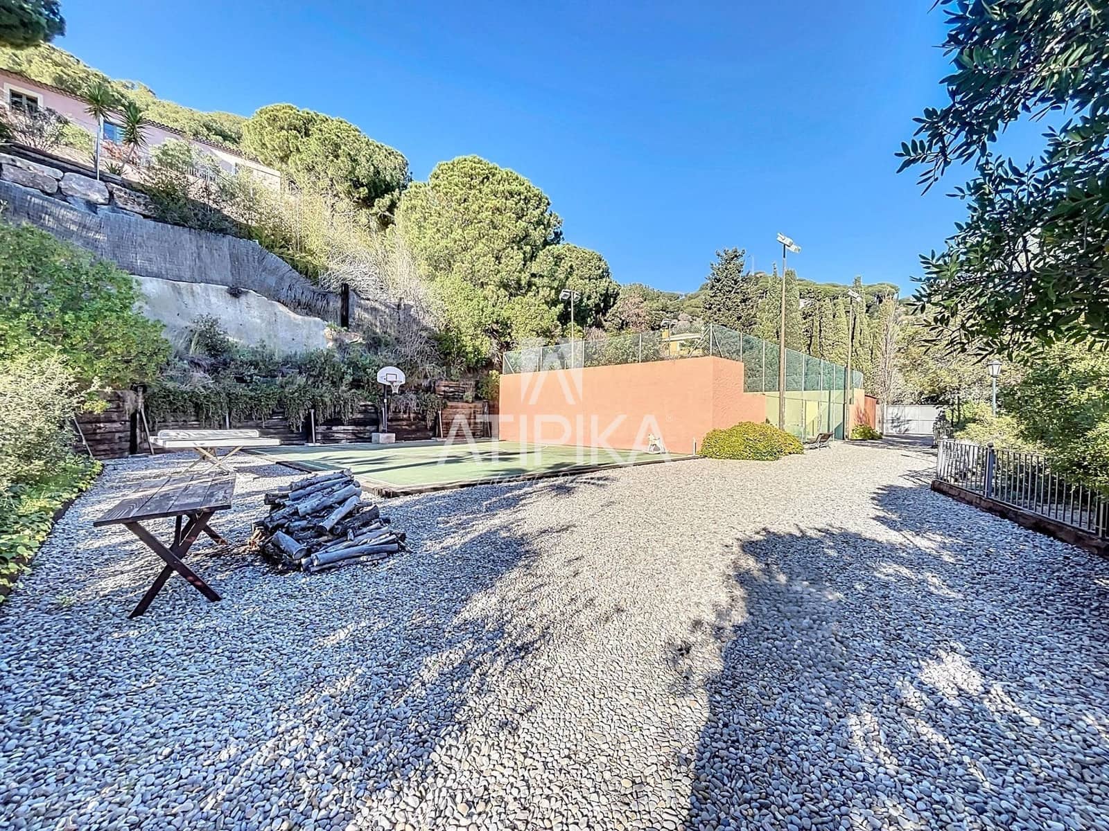 5 bedroom Villa for sale in Cabrera de Mar with pool - € 2,800,000 (Ref: 9415517)