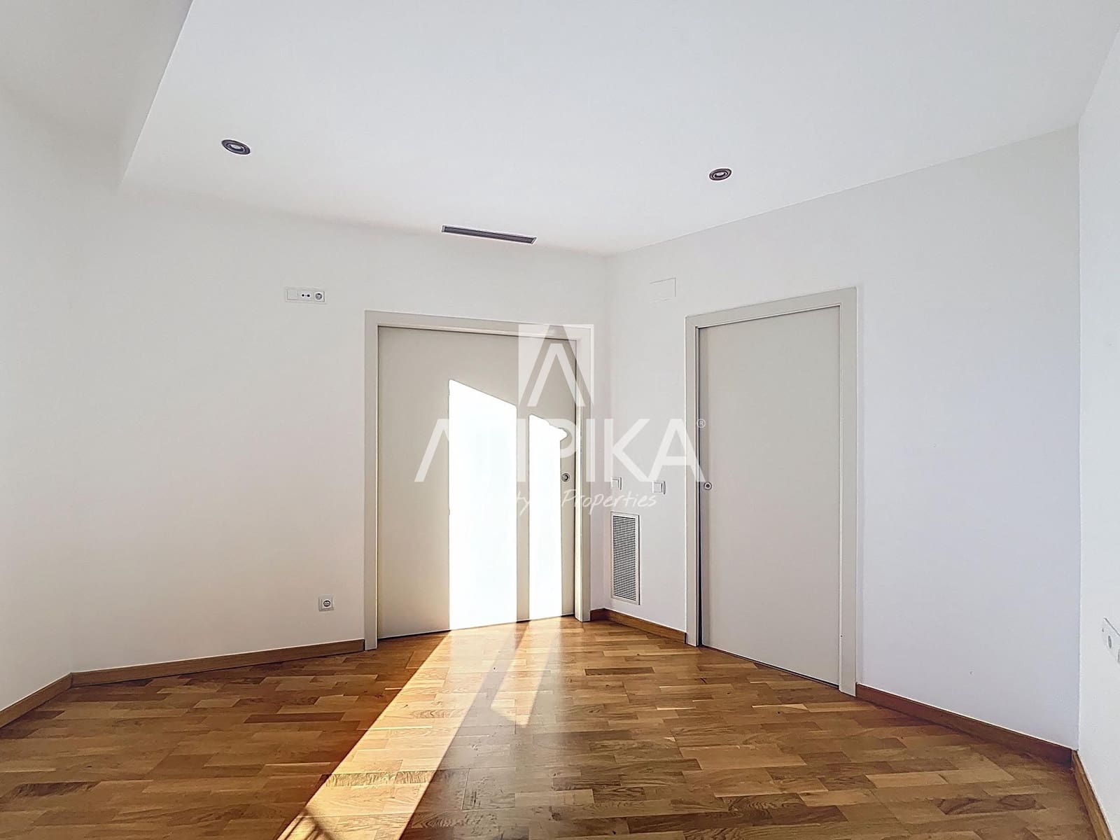 2 soverom Leilighet til salgs i Barcelona by - € 590 000 (Ref: 9419150)