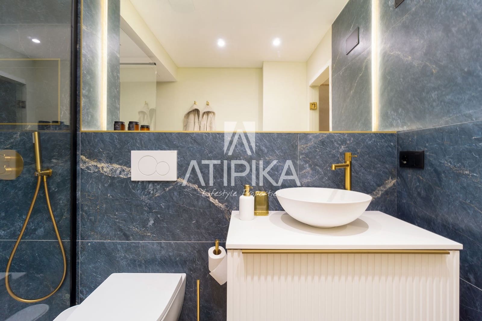 2 bedroom Apartment for sale in Barcelona city - € 1,040,000 (Ref: 9421918)