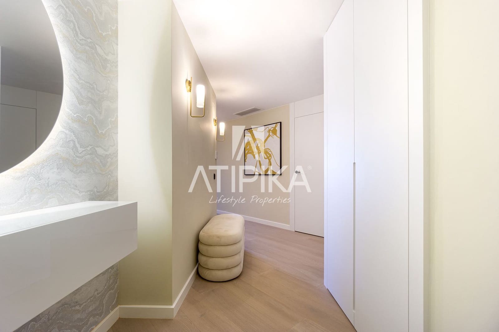 2 bedroom Apartment for sale in Barcelona city - € 1,040,000 (Ref: 9421918)