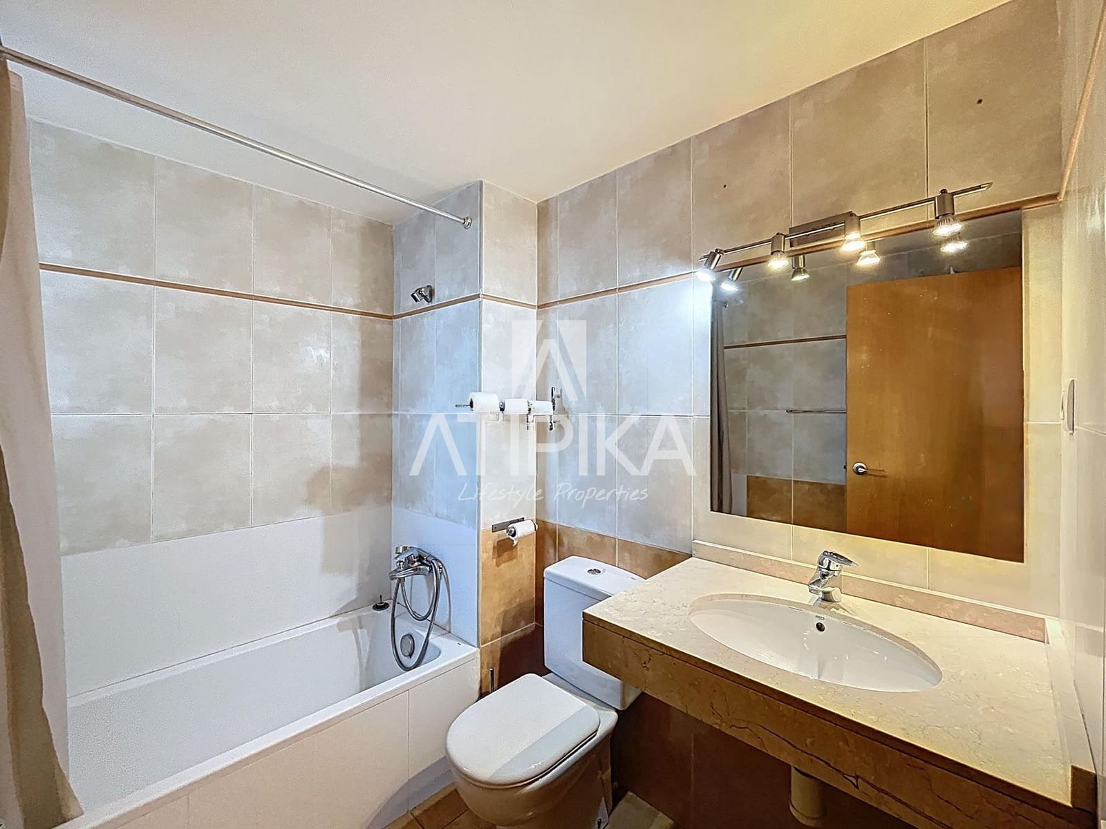 3 bedroom Apartment for sale in Cardedeu with pool - € 350,000 (Ref: 9439367)