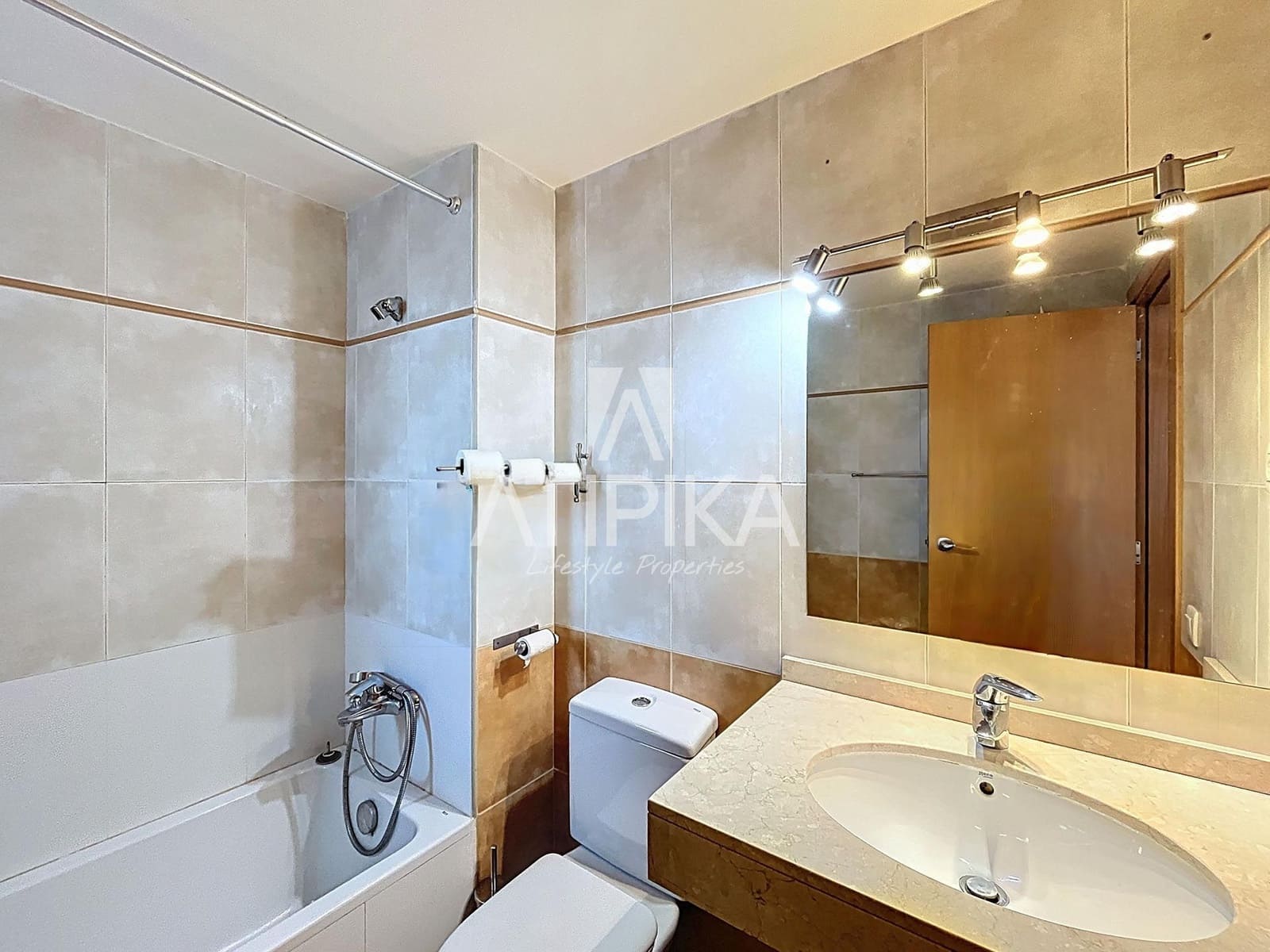 3 bedroom Apartment for sale in Cardedeu with pool - € 350,000 (Ref: 9439367)