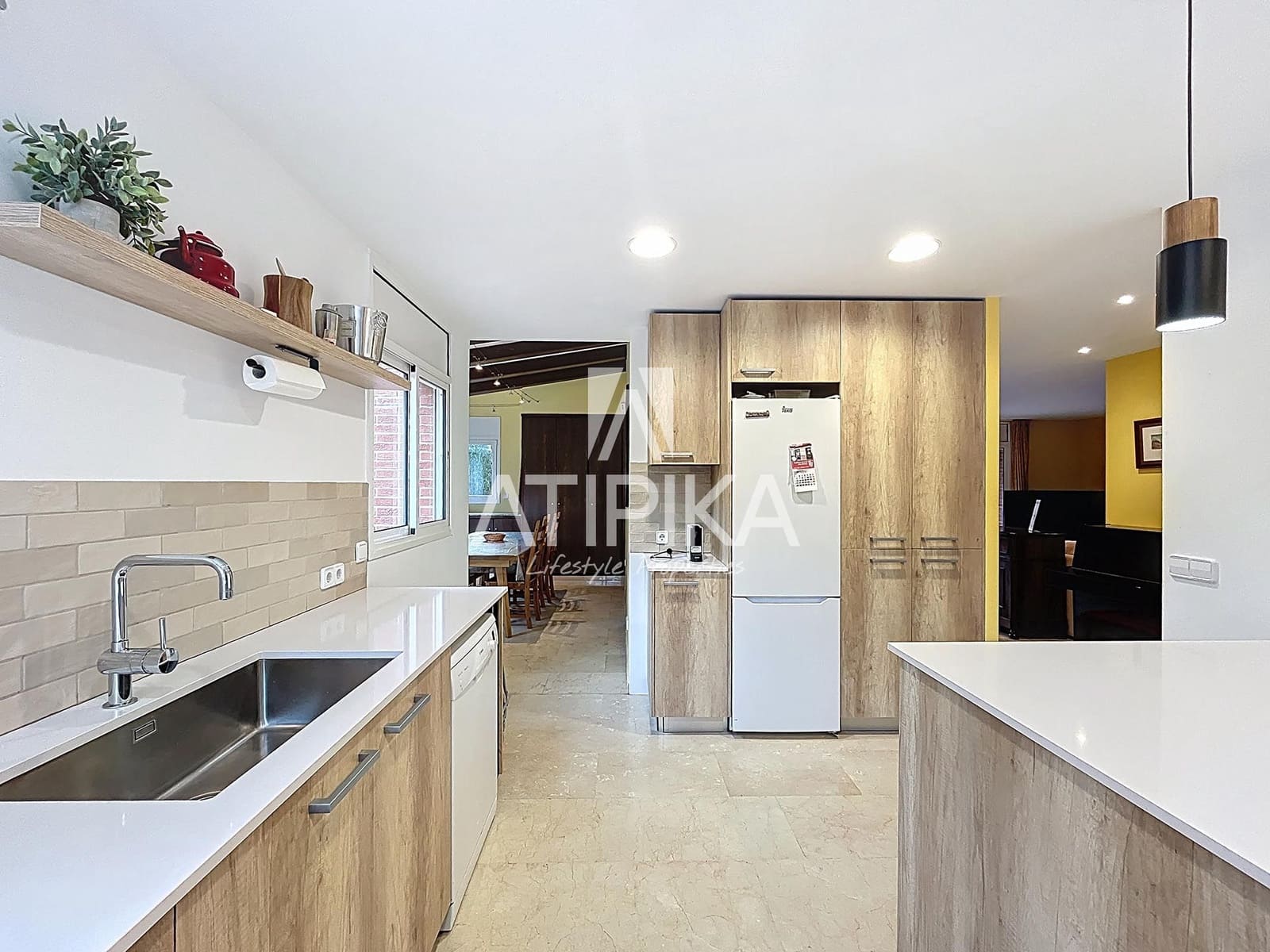 7 soverom Villa til salgs i Sant Vicenc de Montalt med svømmebasseng - € 990 000 (Ref: 9439368)