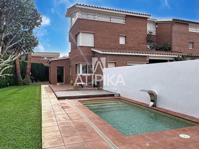 7 soverom Villa til salgs i Sant Vicenç de Montalt med svømmebasseng - € 990 000 (Ref: 9439368)