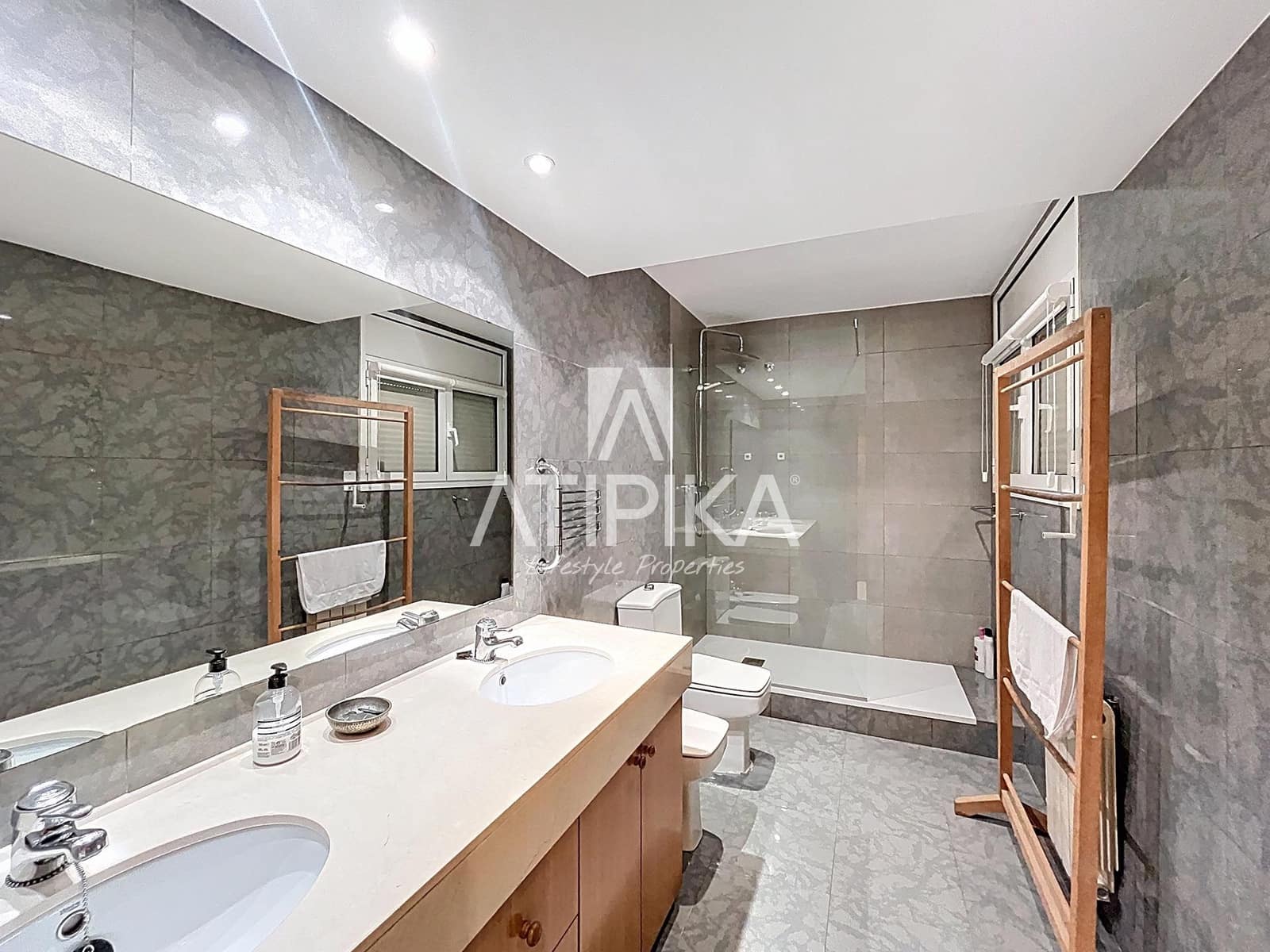 7 soverom Villa til salgs i Sant Vicenc de Montalt med svømmebasseng - € 990 000 (Ref: 9439368)