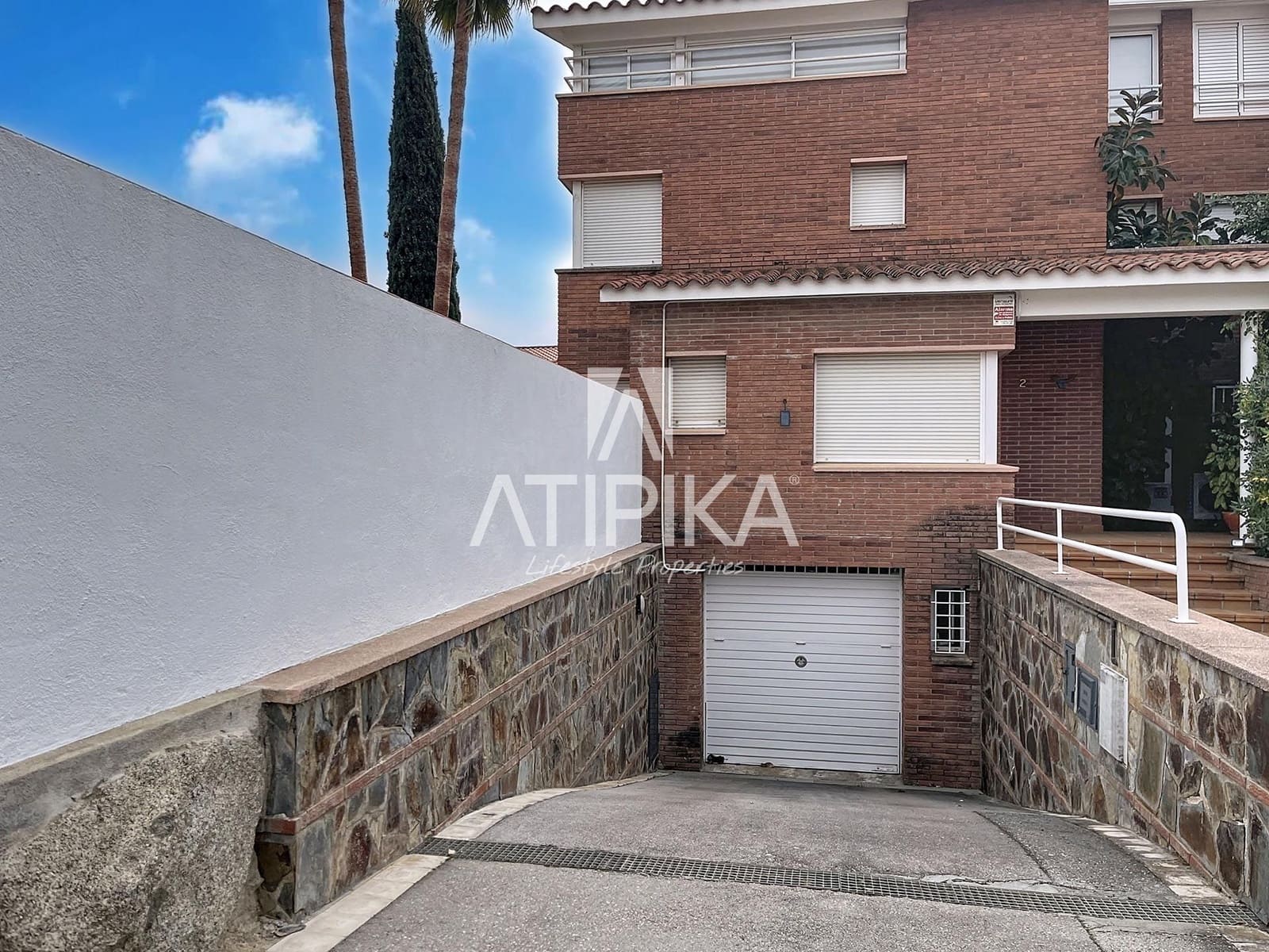 7 soverom Villa til salgs i Sant Vicenc de Montalt med svømmebasseng - € 990 000 (Ref: 9439368)