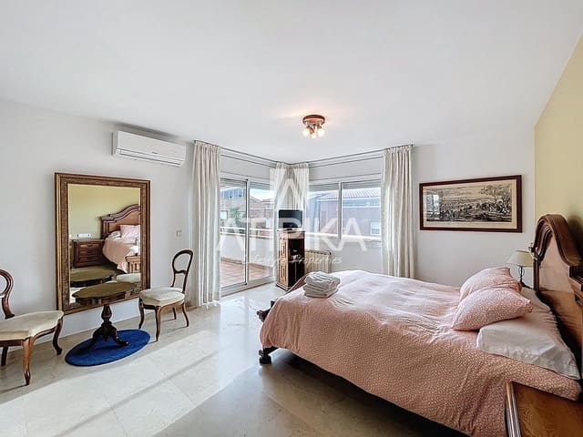 7 soverom Villa til salgs i Sant Vicenç de Montalt med svømmebasseng - € 990 000 (Ref: 9439368)