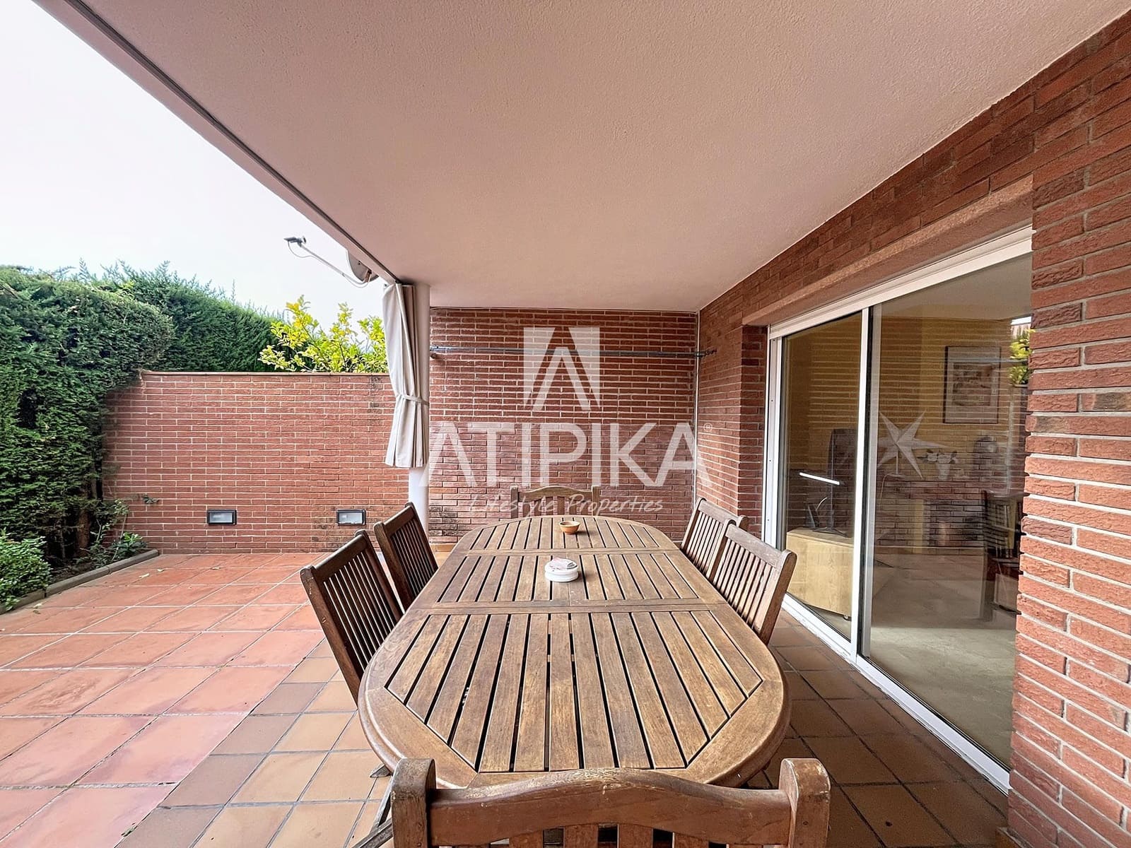 7 soverom Villa til salgs i Sant Vicenc de Montalt med svømmebasseng - € 990 000 (Ref: 9439368)